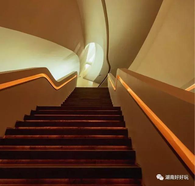 九龙仓为什么选在长沙，长沙九龙仓是谁的（长沙最适合玩耍的6大“网红”地标）