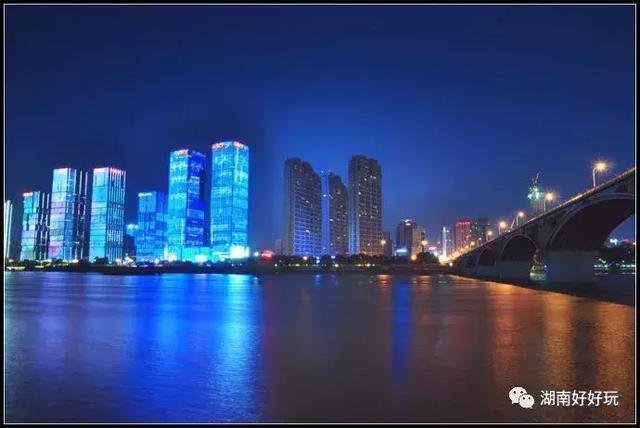 九龙仓为什么选在长沙，长沙九龙仓是谁的（长沙最适合玩耍的6大“网红”地标）