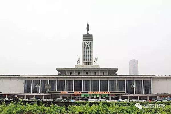 九龙仓为什么选在长沙，长沙九龙仓是谁的（长沙最适合玩耍的6大“网红”地标）