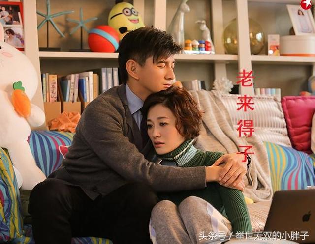 42岁李小冉自曝最近在学育儿知识，这是结婚3年终于怀孕了？