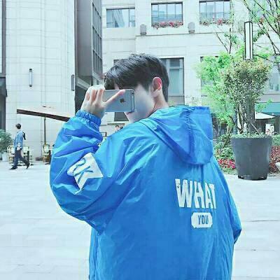 性感图片大全大图高清头像背影男，男生背影头像（微信男生背影头像高清帅气）