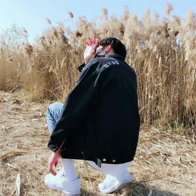 性感图片大全大图高清头像背影男，男生背影头像（微信男生背影头像高清帅气）