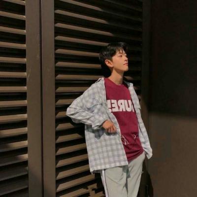 好看的头像 男生 霸气，好看的男头/高冷/霸气/纯情（最新微信帅哥头像高冷霸气嚣张）