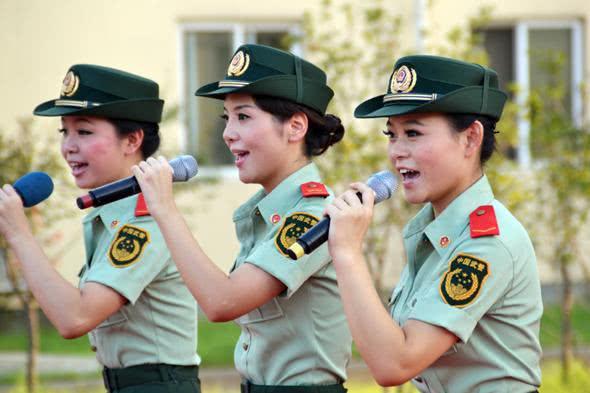 文艺兵女兵标准，2021年女兵征兵标准和要求是什么（漂亮女兵就能分到轻松岗位）