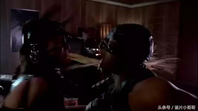 两女一杯什么意思，one（看了这么多年丧尸病毒寄生片）