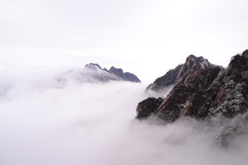 黄山在安徽哪里，黄山市在安徽什么位置（黄山真的有那么美吗）