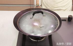 如何制作樱桃肉，樱桃肉的制作过程（就爱这道精致樱桃肉）