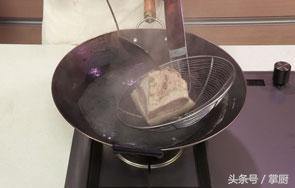 如何制作樱桃肉，樱桃肉的制作过程（就爱这道精致樱桃肉）