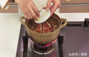 如何制作樱桃肉，樱桃肉的制作过程（就爱这道精致樱桃肉）