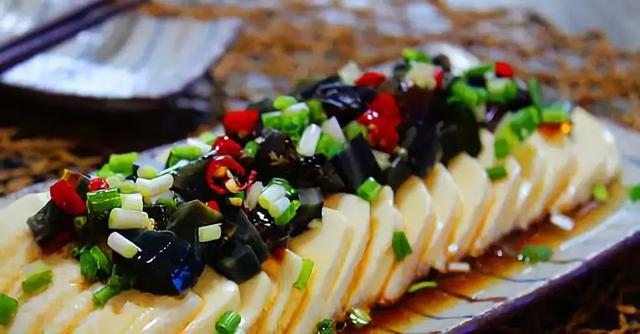 冰淇淋猜一生肖，冰淇淋代表什么生肖（原来12生肖对应12道美食）