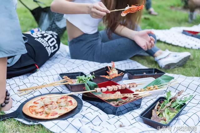鸡中宝是什么东西，鸡中宝的介绍（顺德出现首部铁板烧快餐车）