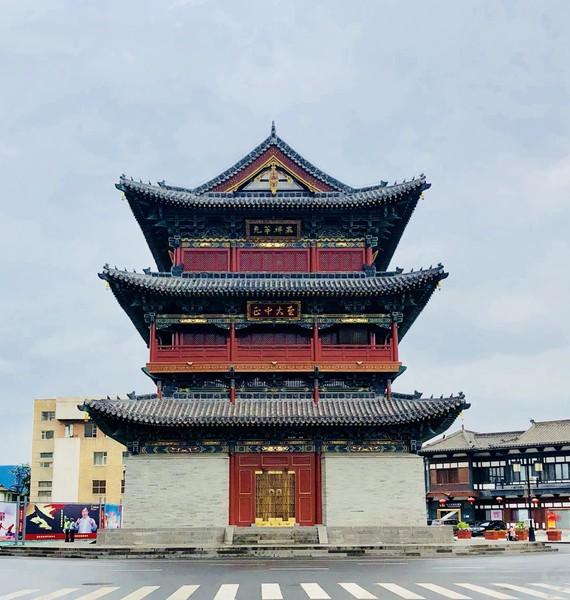 大同市火车站周围街景，大同\u0026八月古都忆平城