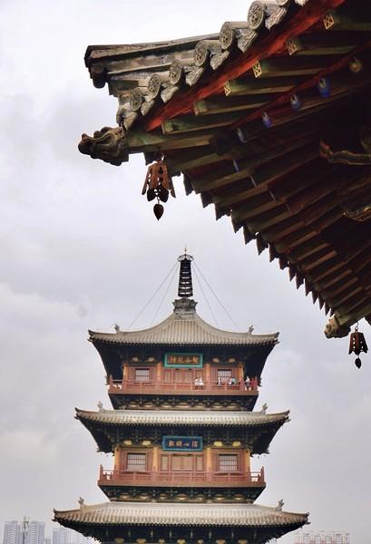 大同市火车站周围街景，大同\u0026八月古都忆平城