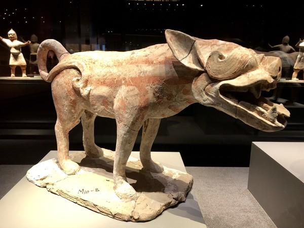 大同市火车站周围街景，大同\u0026八月古都忆平城