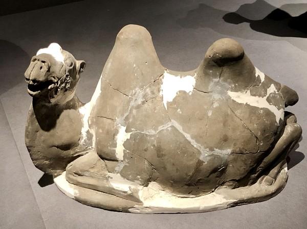 大同市火车站周围街景，大同\u0026八月古都忆平城