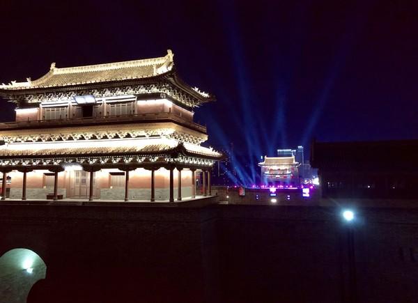 大同市火车站周围街景，大同\u0026八月古都忆平城