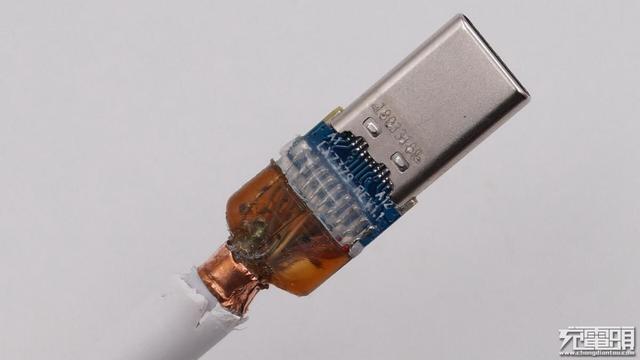 cp线是什么，什么是CP信号线（华为高清投屏连接线）