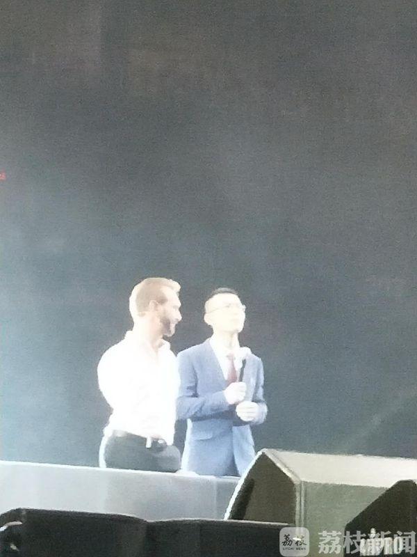 力克胡哲演讲视频，演讲大师经典演讲视频（用勇气唤醒人生无限可能）