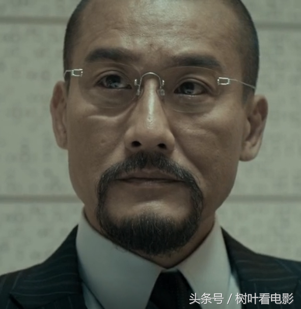 怎么用眼睛说话交流，怎么看别人眼睛说话（你的眼睛也能说话）