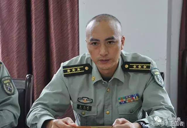 团长是什么级别,团长是什么级别的职位(大校团长和上校团长)