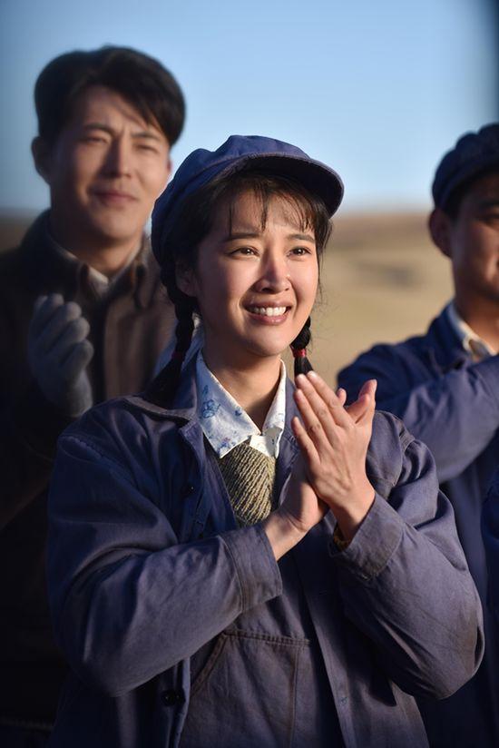 2,最美的青春:5位女星中有两位星二代,何雨虹刚毕业就演正剧女一