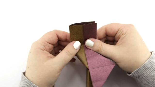 小船的折叠方法，带篷小船的折叠方法（教大家小船收纳盒的折纸方法）