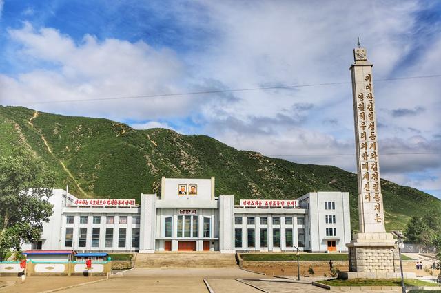 朝鲜一日游攻略:品美食,跟朝鲜小姐姐合影