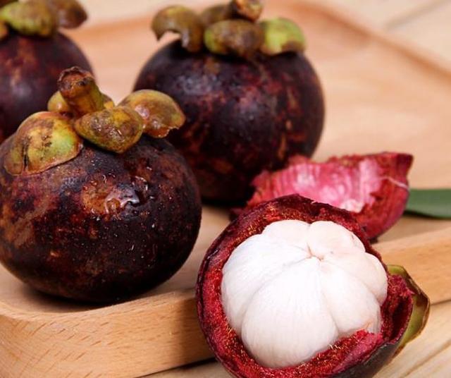 如何正确剥山竹，如何轻松剥山竹（那山竹的正确剥法你知道吗）