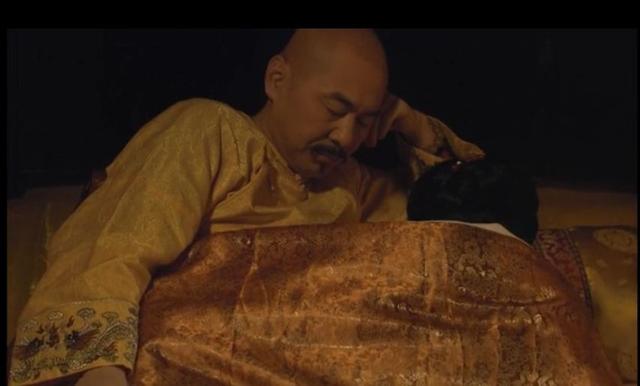 古代妃子侍寝的过程，古代妃子是自己动吗（由太监扛着去见皇帝）