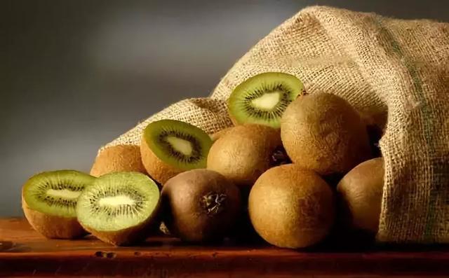 吃芒果会胖吗 吃芒果会不会长胖,吃芒果会胖吗(最减脂的水果\u0026最发胖的水果) 吃芒果会胖吗 吃芒果会不会长胖,吃芒果会胖吗(最减脂的水果\u0026最发胖的水果)