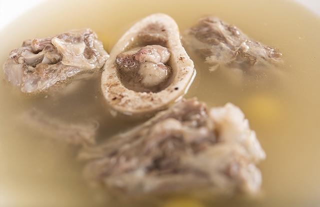 海螺肉煮多久能熟，海螺需要煮多长时间（煮海螺根据大小定时间）