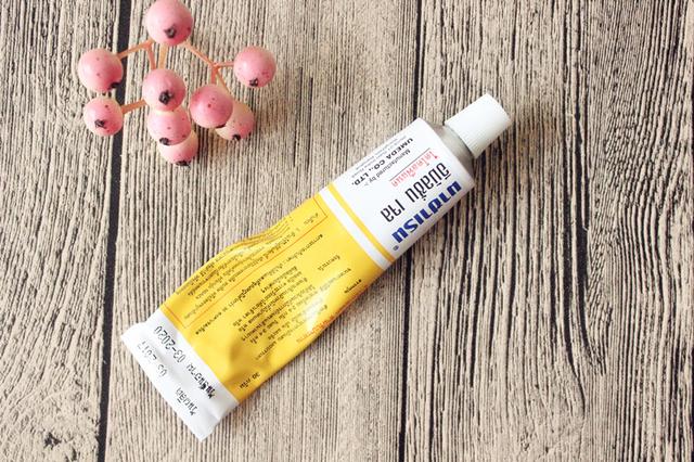 皮肤晒伤了怎么办，晒伤急救<内含真实对比图片>（太阳晒后皮肤红疼怎么办）