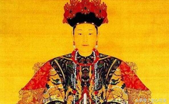 爱新觉罗现在姓什么，爱新觉罗现在还有后代吗（这些姓氏其实是满清贵族后人）