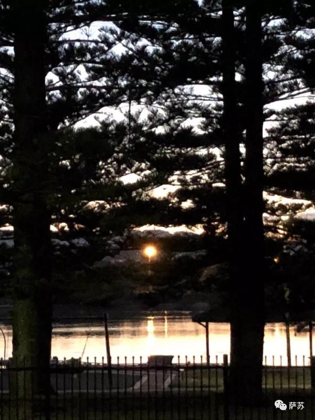 澳大利亚卧龙岗，2019年澳洲卧龙岗大学世界排名【QS最新世界排名第218名】（澳洲南海岸有个工业重镇叫卧龙岗）