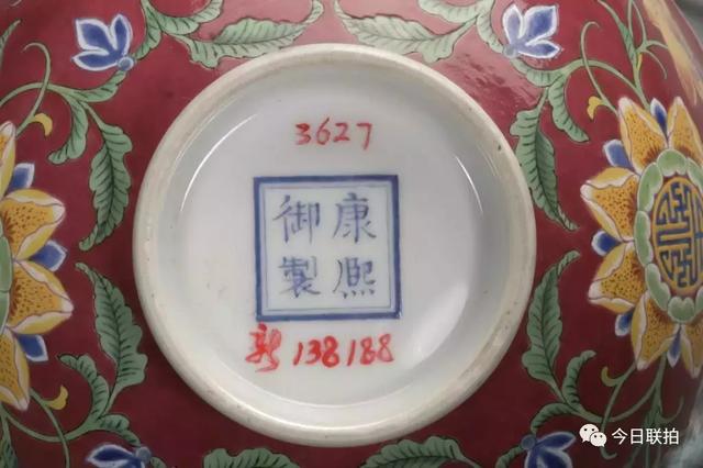 从瓷器款识品析中国历史朝代之美，景德镇瓷器落款（瓷器底款那些事，讲也将不清楚）