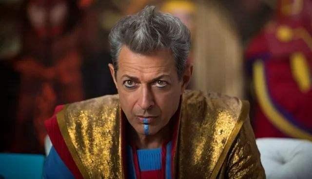 多玛姆和灭霸谁厉害，多玛姆和无限手套灭霸谁厉害（漫威里面三个比灭霸强的反派）