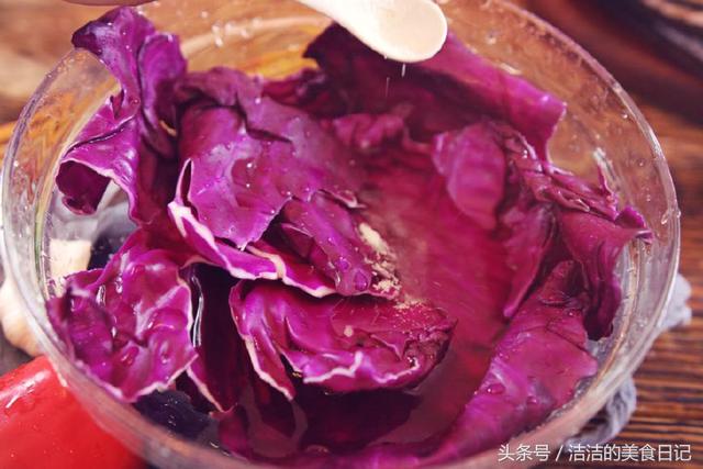 紫包菜怎么做好吃，紫包菜怎么吃比较好吃（清脆爽口还开胃）