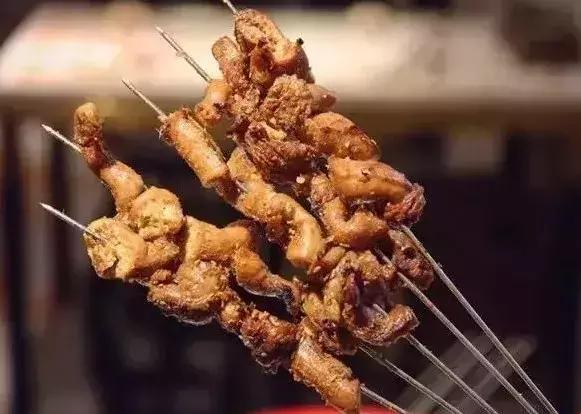 猪生肠是什么部位，生肠是哪个部位（知道了它们是啥后，你还敢吃嘛）