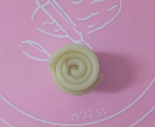 图片[17]-手工蛋黄酥的做法 好看又好吃！ 100多次制作经验 100%成功-起舞食谱网