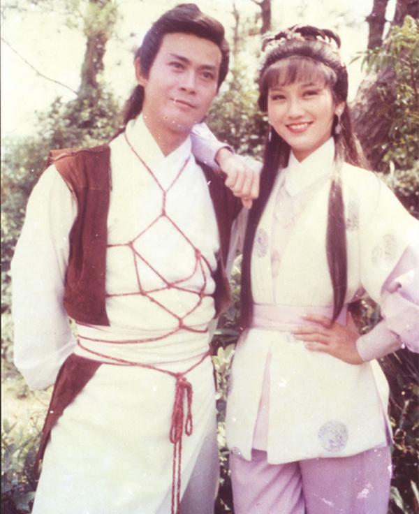 关之琳高尔夫球事件是怎么回事，关之琳高尔夫球事件是怎么回事?知乎（郑少秋赵雅芝合作过的8部电视剧）