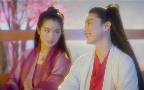 爱笑的女人最美丽的经典语句，爱笑的女孩唯美句子（写女子笑最美的五句诗词）