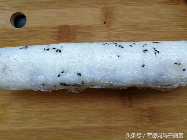 榨菜粢饭做法图解，下饭榨菜做法大全（味道秒杀肯德基握的大饭团）