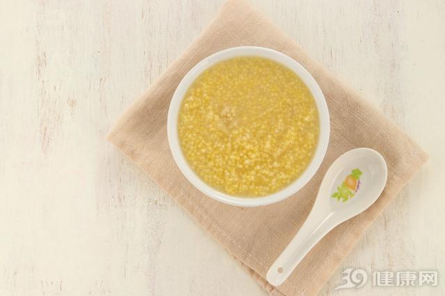 小米是粗粮还是细粮，小米是粗粮吗（就凭这5点，真让人服气）