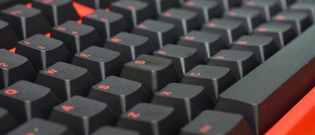 pbt密度，PBT塑料密度（当年LEOPOLD为何放弃ABS双色键帽）