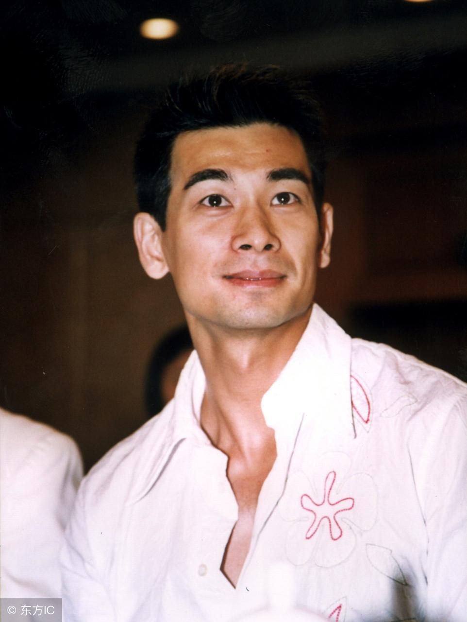 赵文卓经典电影盘点,《刀》仅排第二,第一太精彩可惜太多人不知