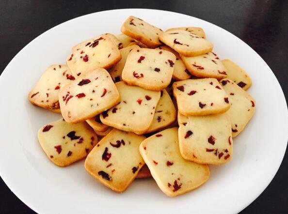 图片[13]-【蔓越莓饼干】做法步骤图 不用一滴水 金黄酥脆香甜美味-起舞食谱网