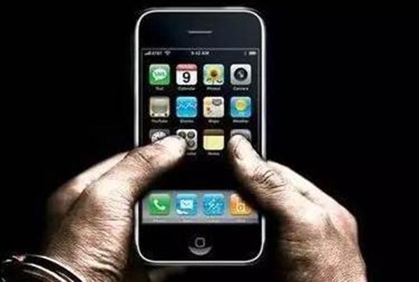 苹果手机越狱有什么好处和坏处，为什么越狱iPhone的人越来越少