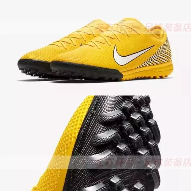 阿迪达斯足球鞋分类简介，阿迪达斯高端足球鞋型号（踢足球应该选择合适的足球鞋）