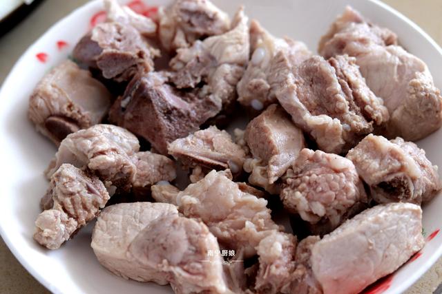 冬瓜排骨汤的功效与作用，冬瓜排骨汤（冬瓜排骨汤减肥可以喝吗）