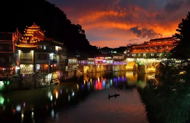 凤凰古城游玩攻略,冬天凤凰古城游玩攻略(80%的湖南人去过的凤凰古城) 凤凰古城游玩攻略,冬天凤凰古城游玩攻略(80%的湖南人去过的凤凰古城)